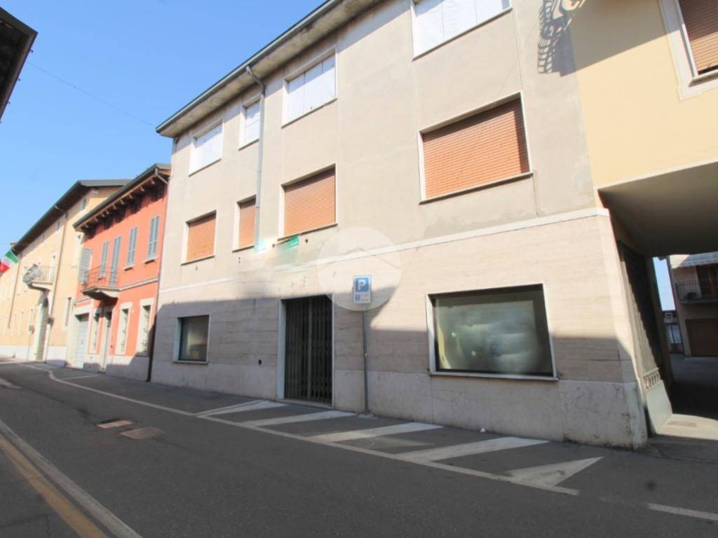 negozio in vendita a Travagliato