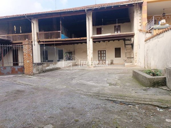 appartamento in vendita a Travagliato