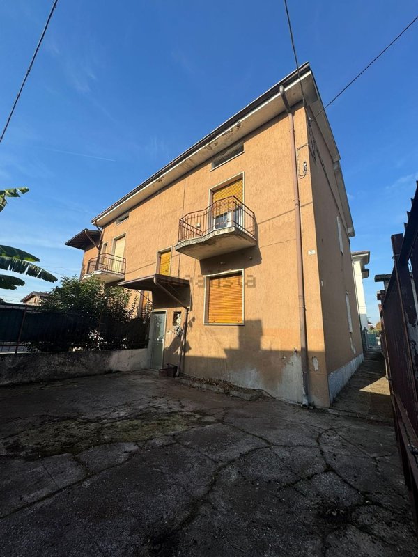 casa indipendente in vendita a Travagliato