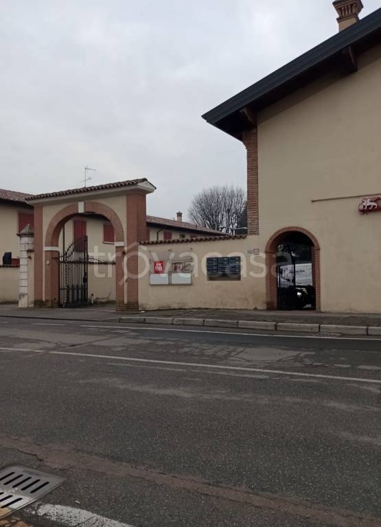 negozio in vendita a Travagliato