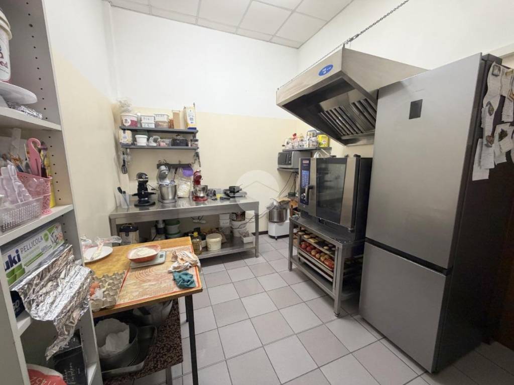 negozio in vendita a Travagliato