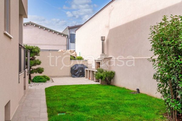 casa indipendente in vendita a Travagliato