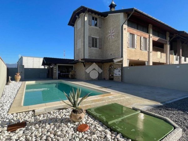 casa indipendente in vendita a Travagliato