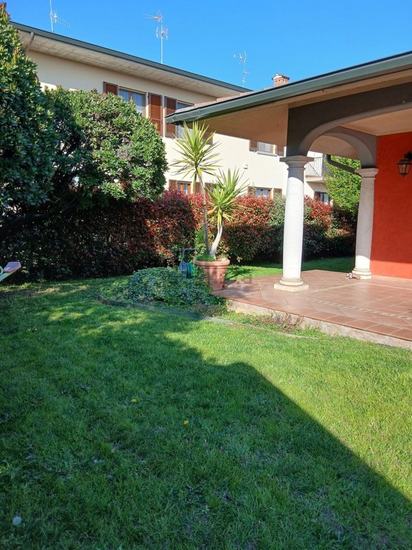 casa indipendente in vendita a Travagliato