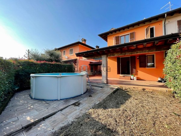 casa indipendente in vendita a Travagliato