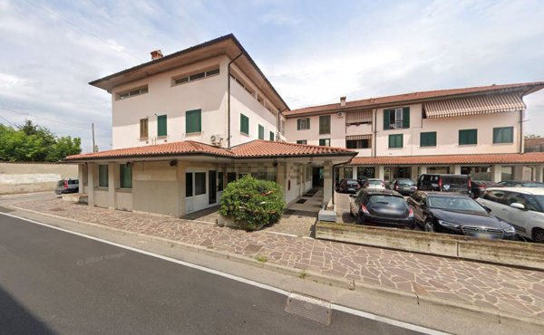 locale commerciale in vendita a Travagliato