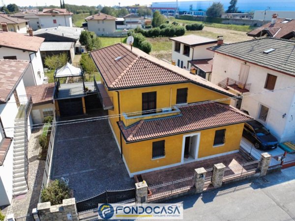 casa indipendente in vendita a Travagliato