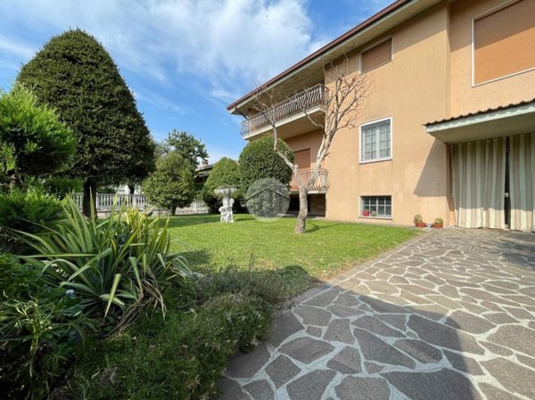 casa indipendente in vendita a Travagliato