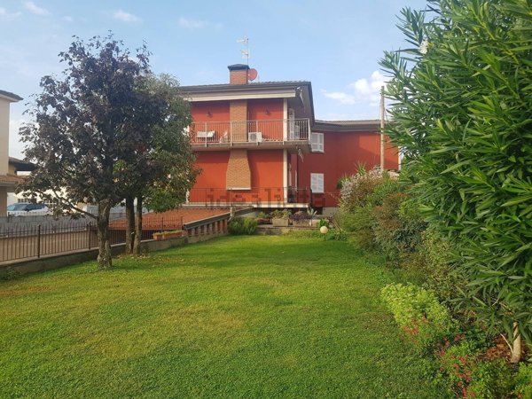 appartamento in vendita a Travagliato