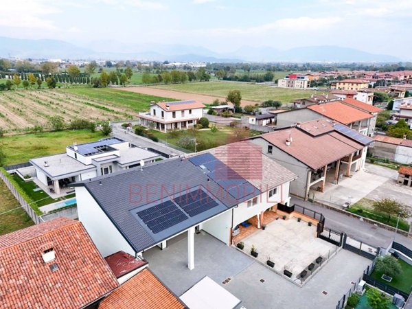 casa indipendente in vendita a Travagliato