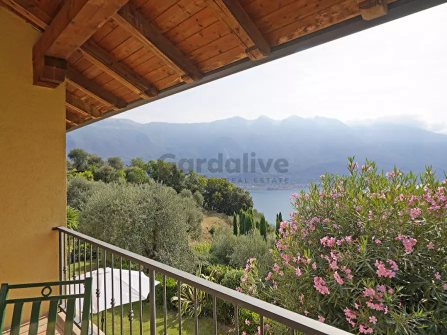 casa indipendente in vendita a Tremosine sul Garda in zona Bassanega