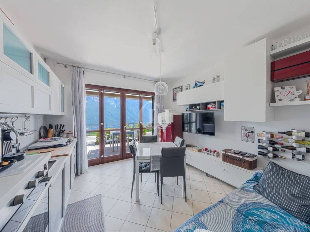 appartamento in vendita a Tremosine sul Garda