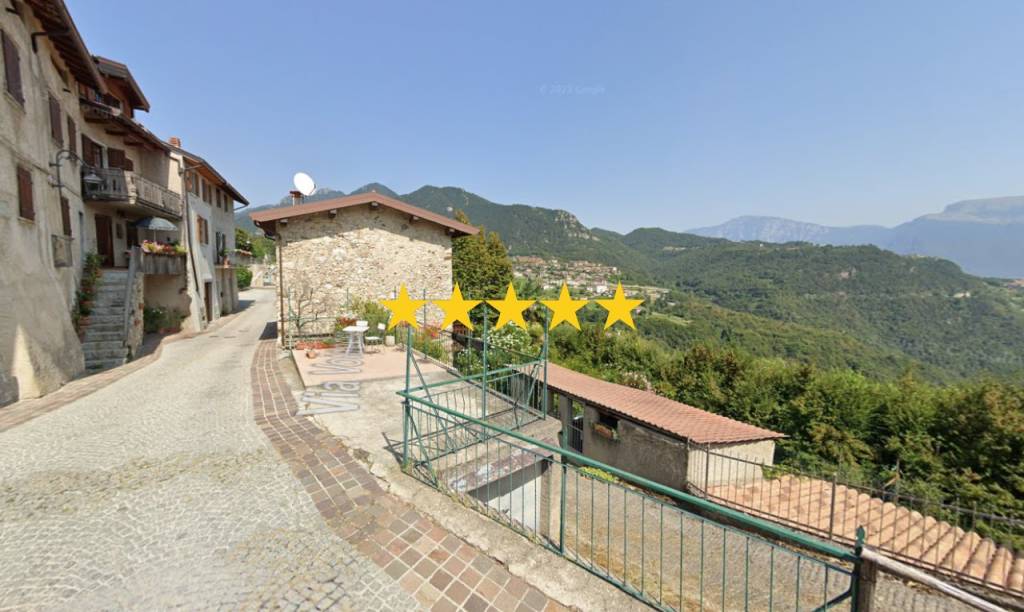 appartamento in vendita a Tremosine sul Garda in zona Voiandes