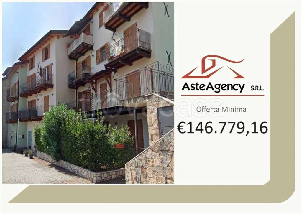 appartamento in vendita a Tremosine sul Garda in zona Voiandes