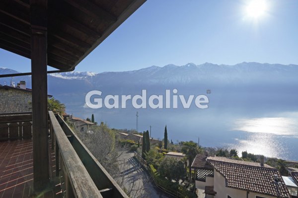 casa indipendente in vendita a Tremosine sul Garda in zona Pieve