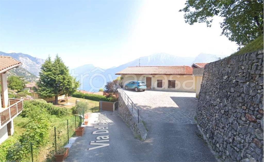 appartamento in vendita a Tremosine sul Garda