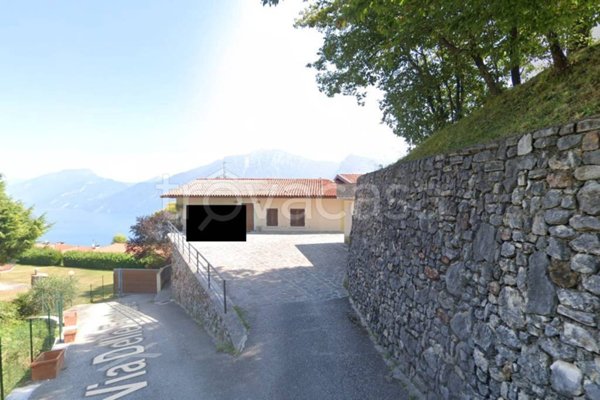 appartamento in vendita a Tremosine sul Garda