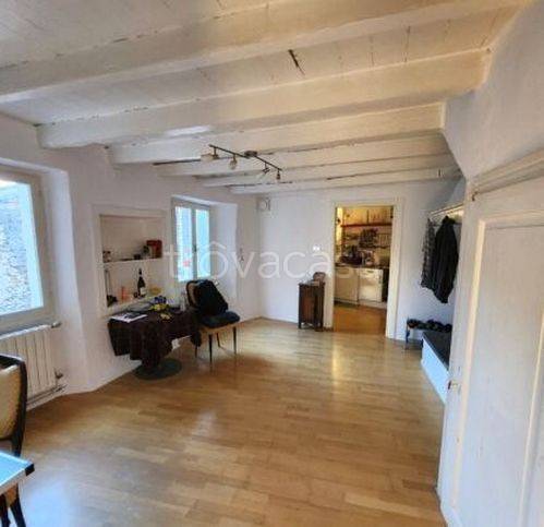 casa indipendente in vendita a Tremosine sul Garda