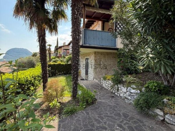 casa indipendente in vendita a Tremosine sul Garda in zona Pieve