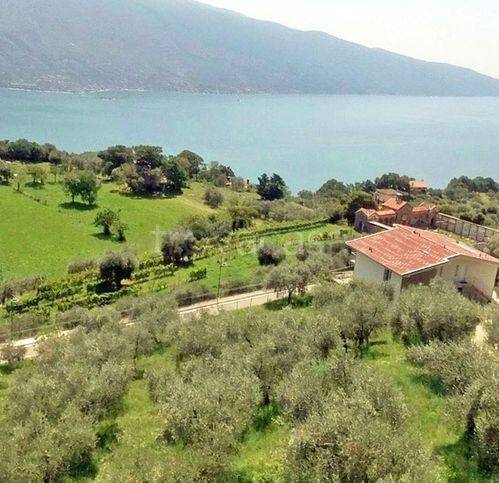 casa indipendente in vendita a Tremosine sul Garda in zona Pieve