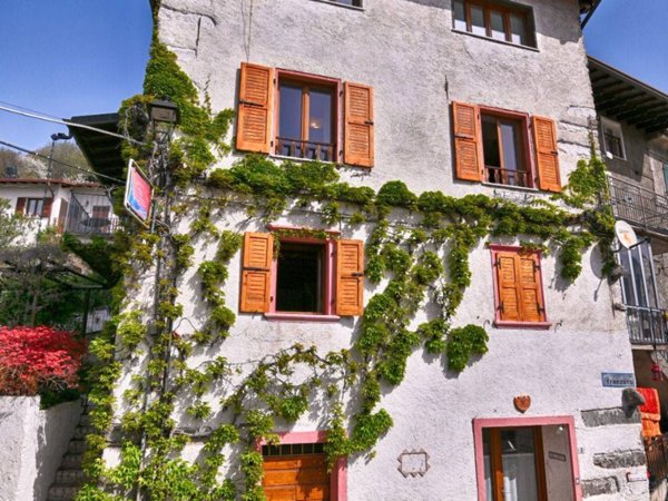 appartamento in vendita a Tremosine sul Garda in zona Sermerio