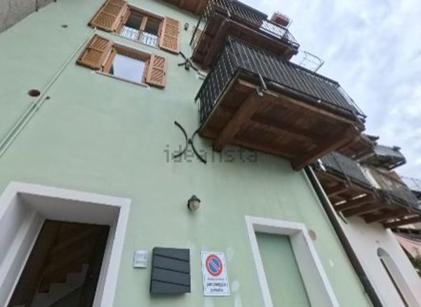 appartamento in vendita a Tremosine sul Garda in zona Voiandes