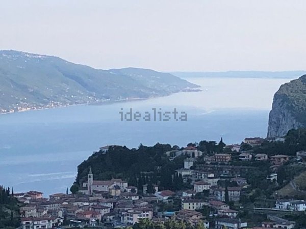 casa indipendente in vendita a Tremosine sul Garda in zona Pieve