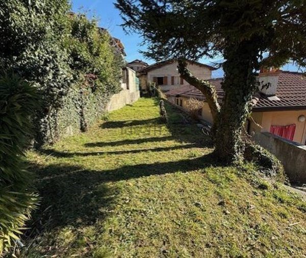 casa indipendente in vendita a Tremosine sul Garda in zona Vesio