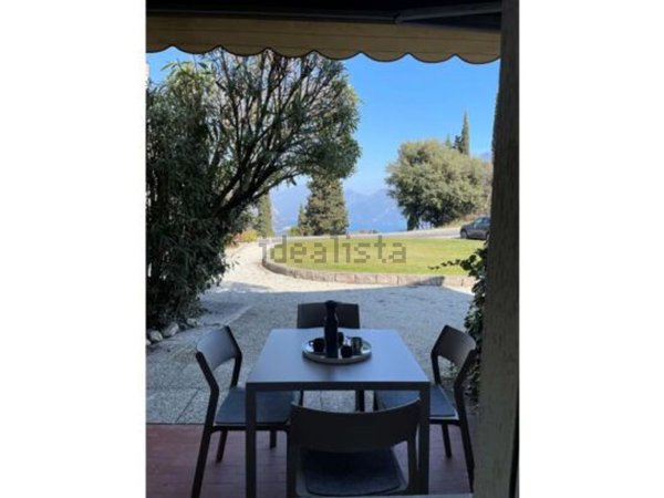 appartamento in vendita a Tremosine sul Garda in zona Bassanega