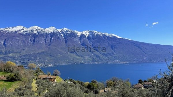 quadrivano in vendita a Tremosine sul Garda in zona Arias