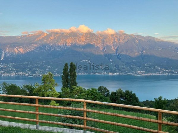 appartamento in vendita a Tremosine sul Garda