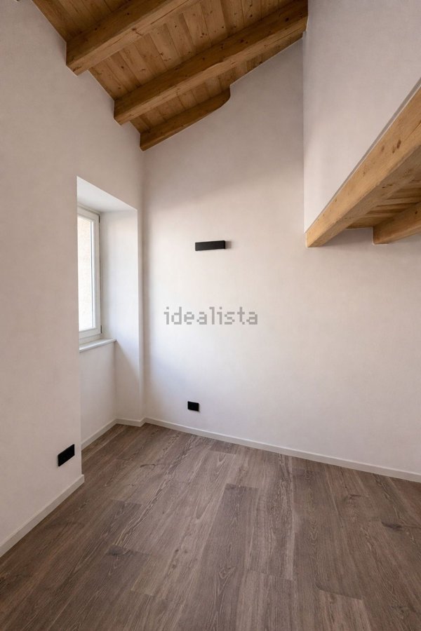 appartamento in vendita a Tremosine sul Garda in zona Pregasio