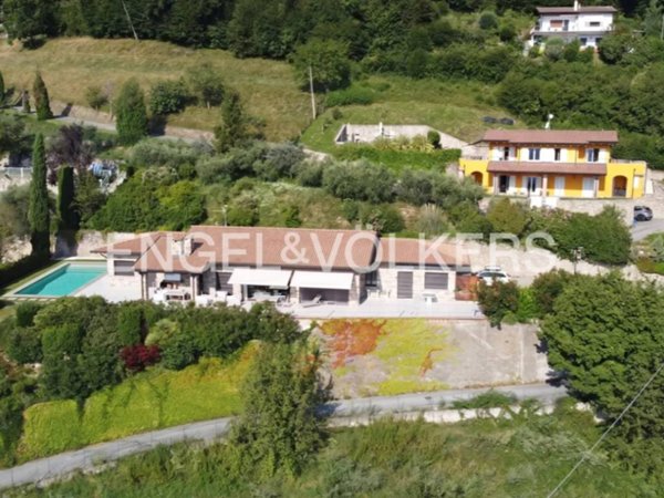 casa indipendente in vendita a Tremosine sul Garda in zona Pieve