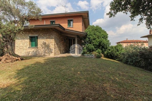 casa indipendente in vendita a Trenzano