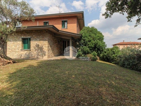 casa indipendente in vendita a Trenzano