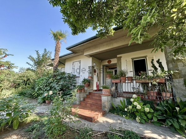 casa indipendente in vendita a Trenzano