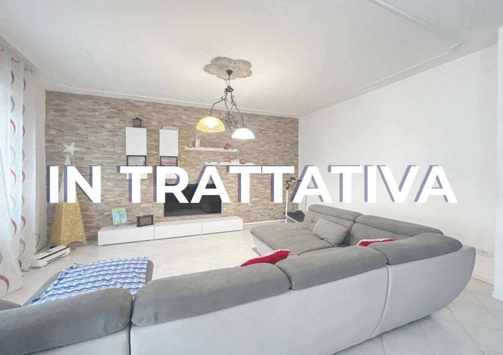 casa indipendente in vendita a Trenzano