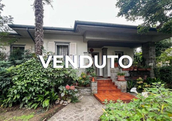 casa indipendente in vendita a Trenzano