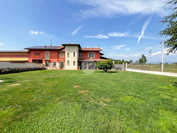 casa indipendente in vendita a Trenzano