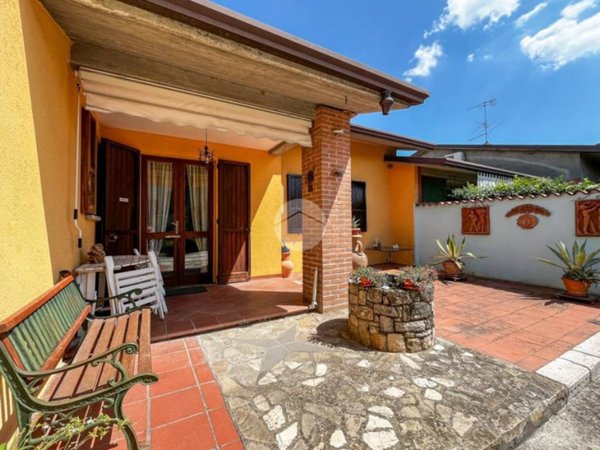 casa indipendente in vendita a Trenzano