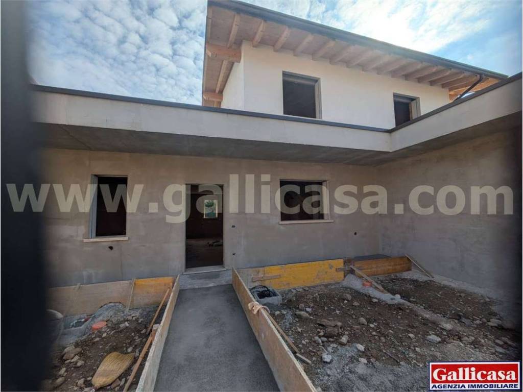 casa indipendente in vendita a Trenzano