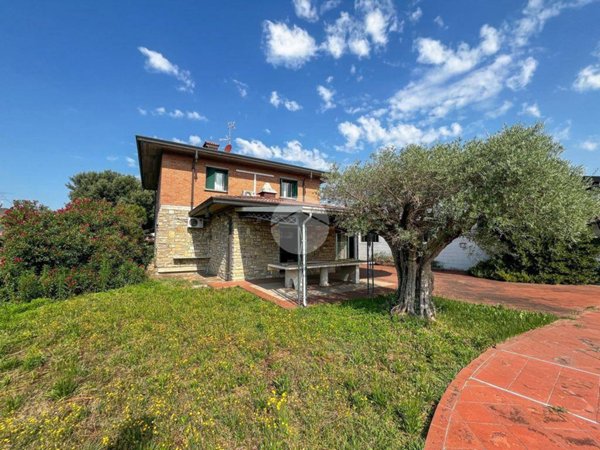 casa indipendente in vendita a Trenzano