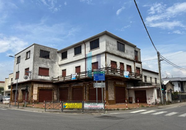 negozio in vendita a Trenzano