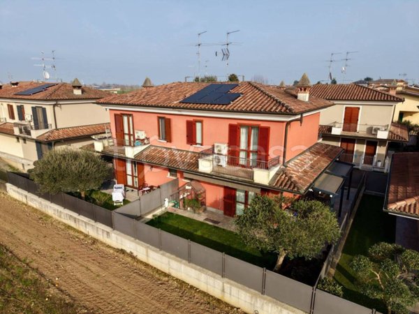 casa indipendente in vendita a Trenzano in zona Pieve