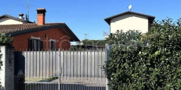casa indipendente in vendita a Trenzano