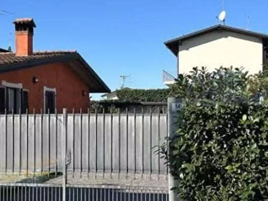 casa indipendente in vendita a Trenzano