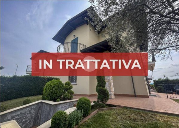 casa indipendente in vendita a Trenzano