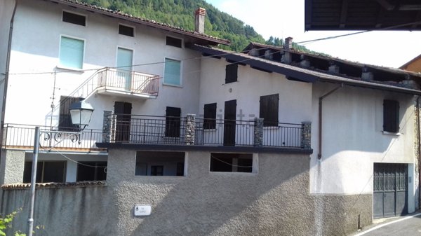 casa indipendente in vendita a Treviso Bresciano