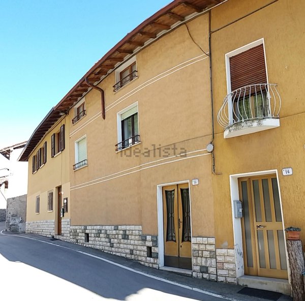 casa indipendente in vendita a Treviso Bresciano