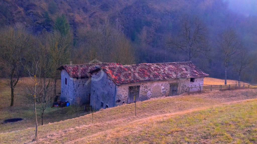 casa indipendente in vendita a Treviso Bresciano
